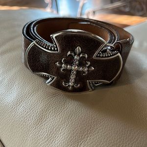 Justin women’s leather belt. Size 38.